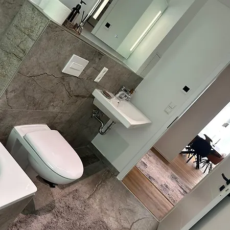 Elegance Apartment *