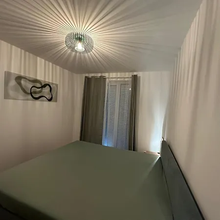 Elegance Apartment