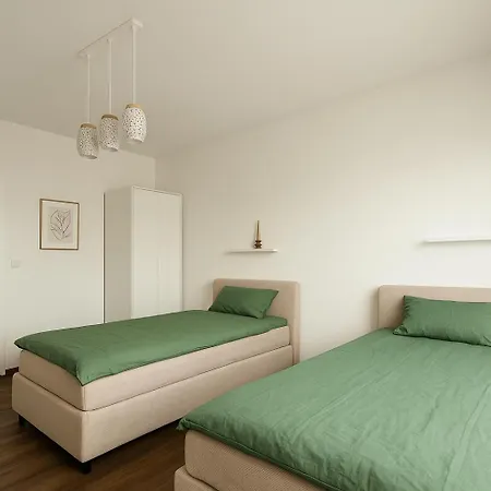 Elegance Apartment *