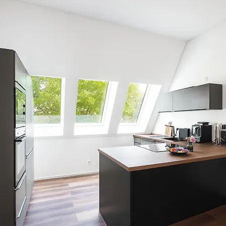 Elegance Apartment *